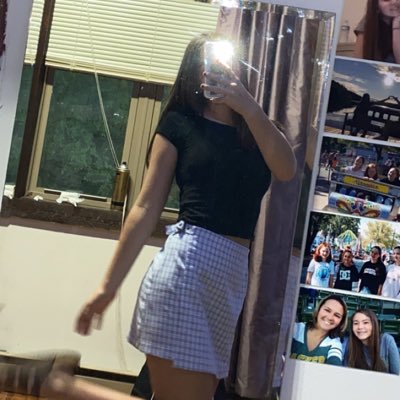 Profile Picture of Jasmine (@Jasmineengler) on Twitter