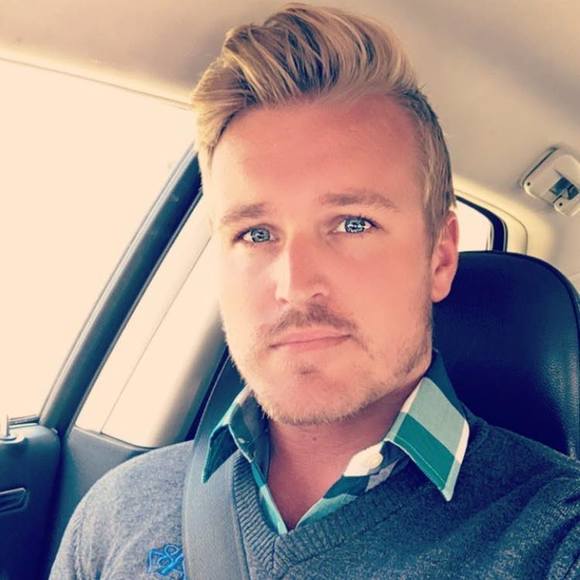 Profile Picture of Damon Hendricks (@seqsenior07) on Poshmark