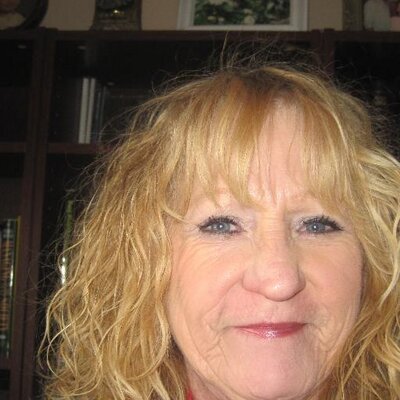 Profile Picture of Debbie Platt (@debplatt10) on Twitter