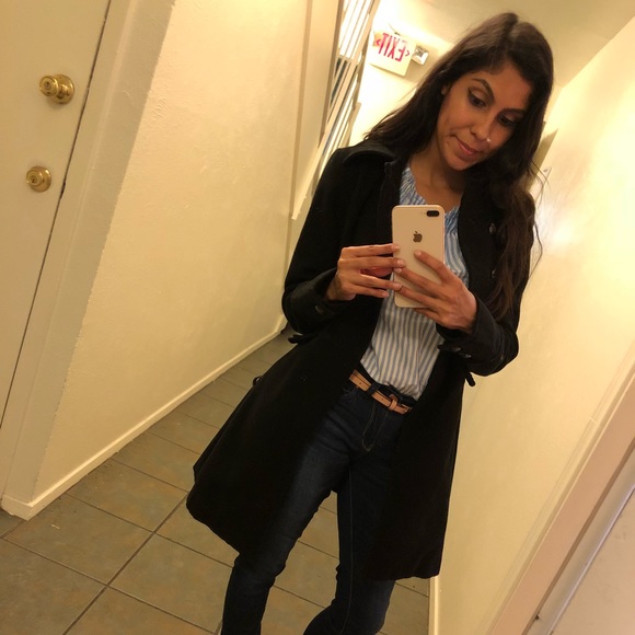 Profile Photo of Rose Aguirre (@roseaguirre510) on Poshmark