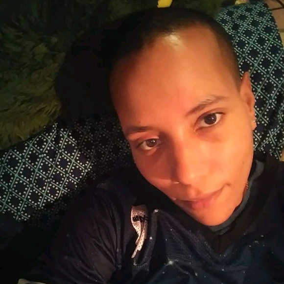 Profile Picture of Freyda Sugarman (@forgtnpoet) on Poshmark