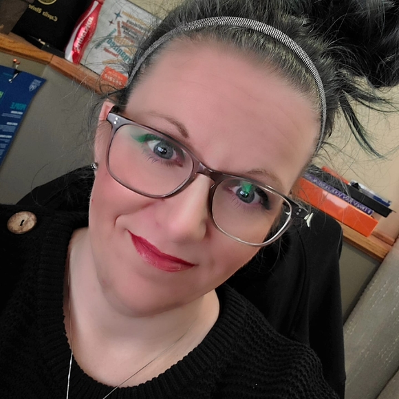 Profile Picture of Rachel Rautenberg (@rrautenberg) on Poshmark