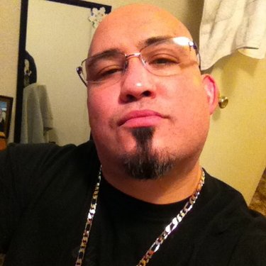 Profile Picture of Michael Teodecki (@mestezo36) on Twitter