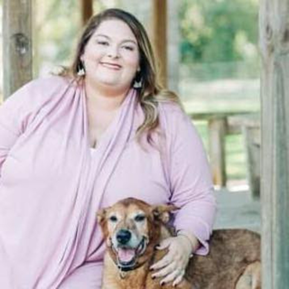 Profile Picture of Allison Habetz (@allisonhabetz) on Poshmark