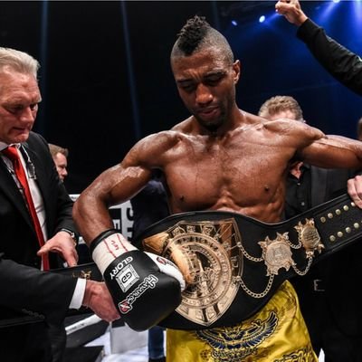 Profile Picture of Simon The ONE Marcus (@SimonMarcusNo1) on Twitter