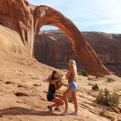 Profile Picture of Hayley Wallin (@hayleywallin12) on Twitter