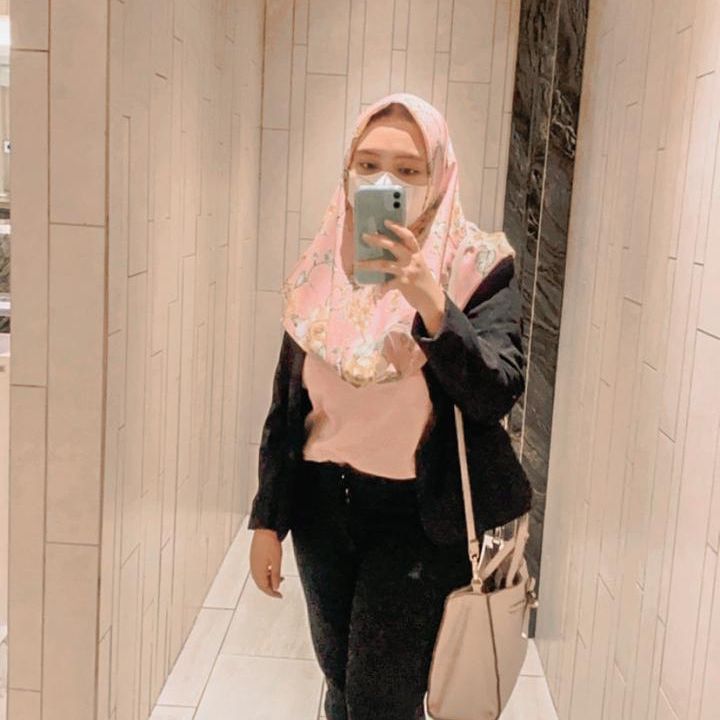 Profile Picture of 💛 (@algoxc) on Tiktok