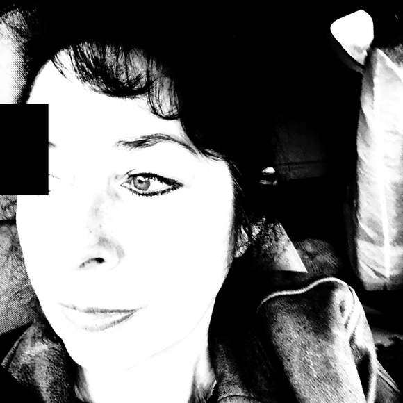 Profile Picture of Robin Lafortune (@sindee9) on Poshmark