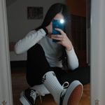 Profile Picture of 𝓐𝓵𝓮𝔁𝓪𝓷𝓭𝓻𝓪 𝓑𝓪𝓻𝓽𝓸𝓼̌𝓸𝓿𝓪́ (@alexandra.bartosova.524) on Instagram