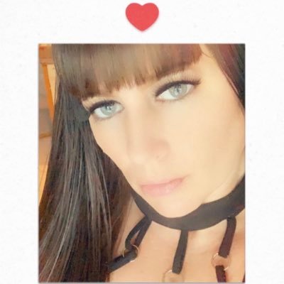 Profile Picture of Rhea Dawn (@MuskinAmber) on Twitter