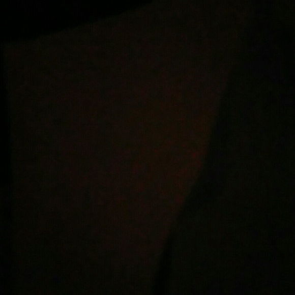 Profile Picture of Roslyn Alibin (@ralibin1) on Poshmark