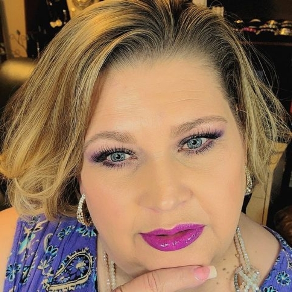 Profile Picture of Tianne Paris - blynn (@pampered2at) on Poshmark