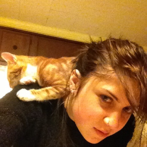 Profile Picture of Courtney Rowlands (@courtrow1016) on Poshmark