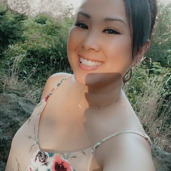 Nancy Xiong - Poshmark Profile Picture of Nancy Xiong (@nancyxfrance) on Poshmark