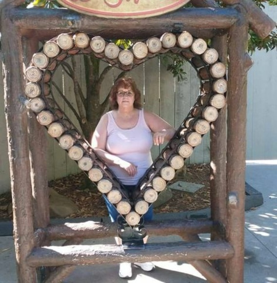 Profile Picture of Carol Tevnan (@caroltevnan) on Poshmark