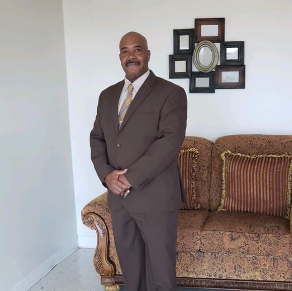 Profile Picture of Delancey Haynes (@delanceyhaynes) on Poshmark