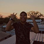 Profile Picture of J o n a t h a n 💸 (@jonacerpec) on Instagram