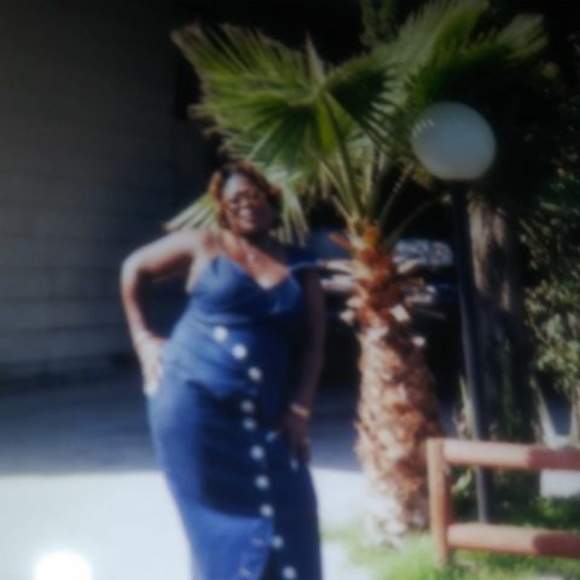 Profile Picture of Joanne Nelson (@joanne633014) on Poshmark