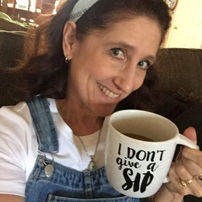 Profile Picture of Lisa Kaye Tolbert (@kaye_tolbert) on Twitter