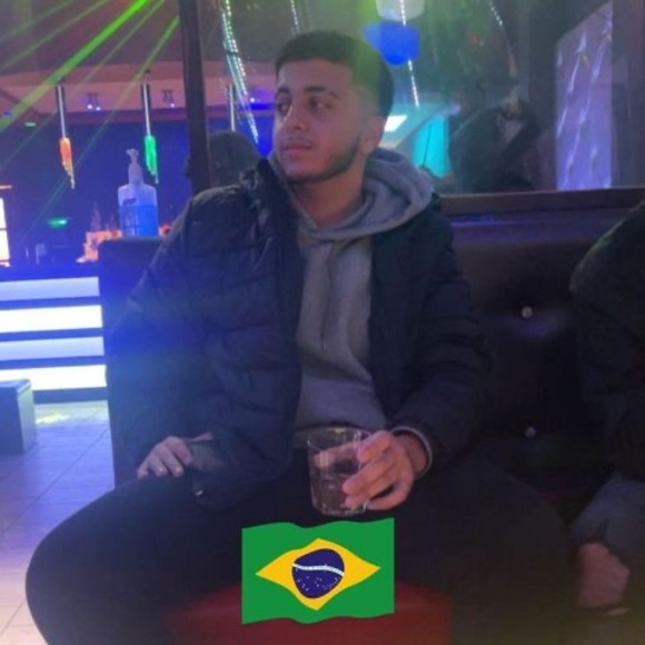Profile Picture of Elmar Esho (@elmarsalm3) on Poshmark