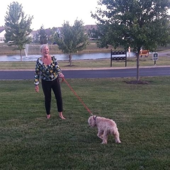 Profile Picture of Patti Auchter (@pattiauchter) on Poshmark