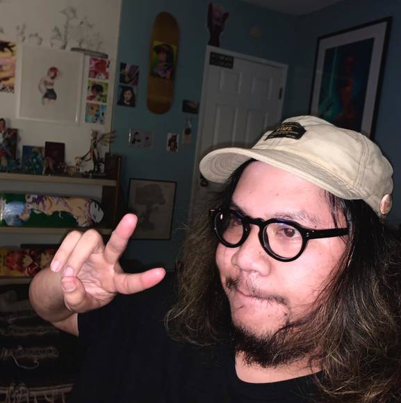 Profile Picture of Steven Pang (@panglok420) on Poshmark