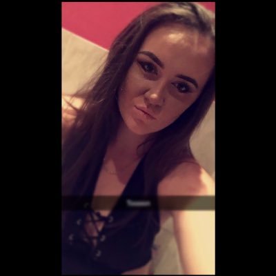 Profile Picture of Mollie Magee (@molliemagic1946) on Twitter