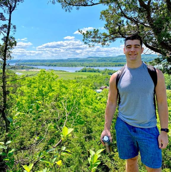 Profile Picture of Grant Roth (@groth845) on Poshmark