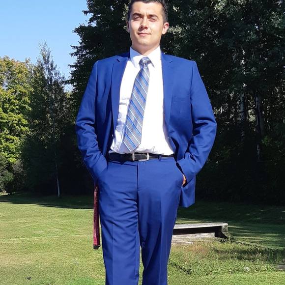 Profile Picture of Drew Newton (@drewking1434) on Poshmark