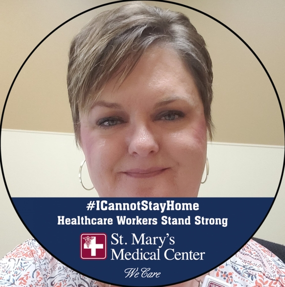 Profile Picture of Michelle shelly Cuttill (@mcuttill) on Poshmark