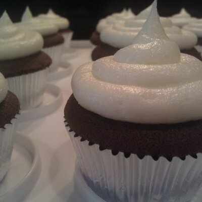 Profile Picture of Shayna Ross (@LizzieLuSweets) on Twitter