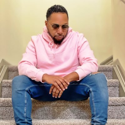 Profile Picture of Deon Kipping (@@ThatDudeDeon) on Twitter