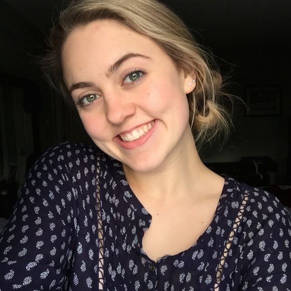 Profile Picture of Kathryn Duncklee (@kduncklee) on Poshmark