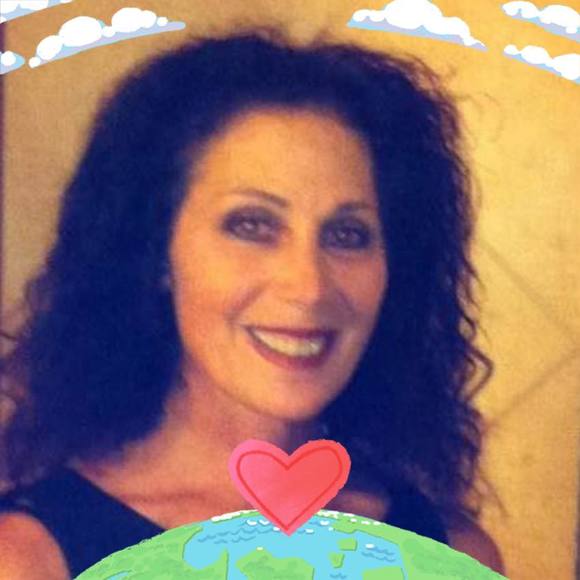 Profile Picture of Sandi Ginocchio (@sandig0151) on Poshmark