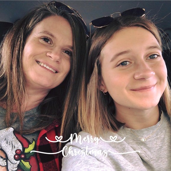 Profile Picture of Amber Conley (@amberconley1102) on Poshmark