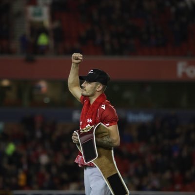 Profile Picture of Leigh Wood (@itsLeighWood) on Twitter