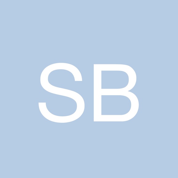 Profile Picture of Sandra Bergert (@sandyb2445) on Poshmark