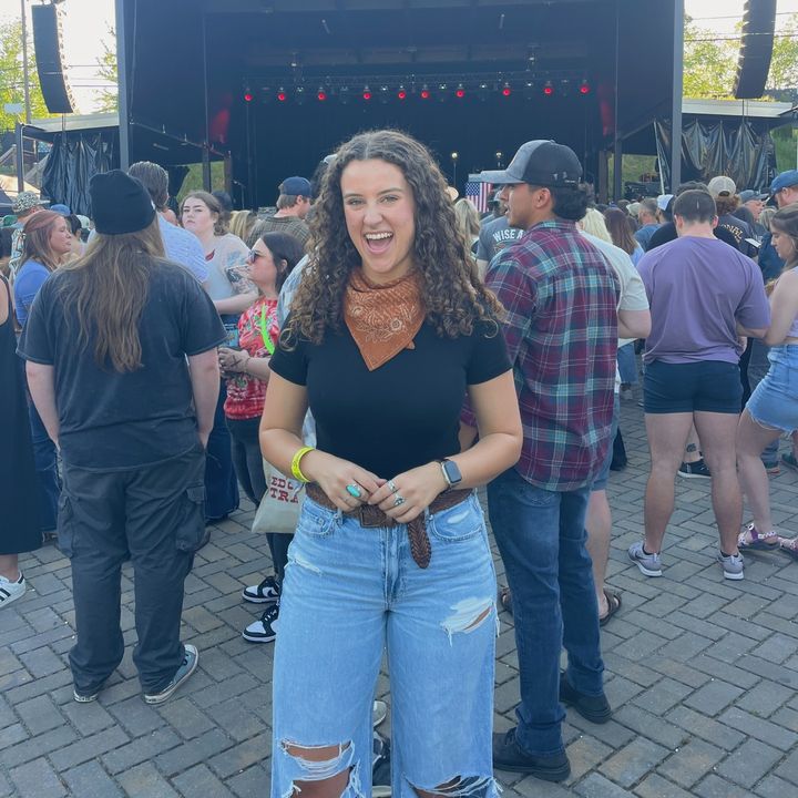 Profile Picture of anne mathis :) (@annemathis10) on Tiktok