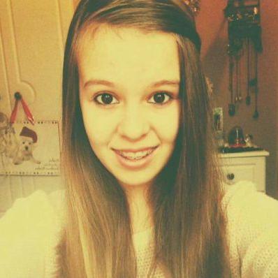 Profile Picture of Josie Connell (@Josie_Connell) on Twitter
