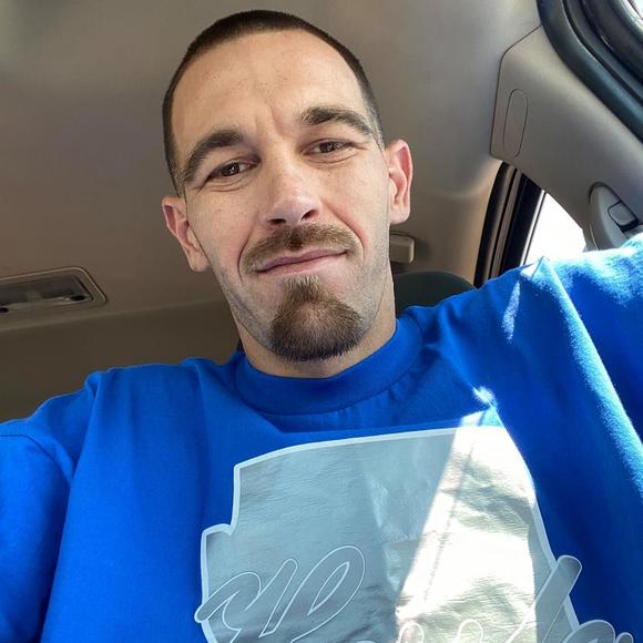 Profile Picture of Glenn Humbarger (@glenn1993) on Poshmark