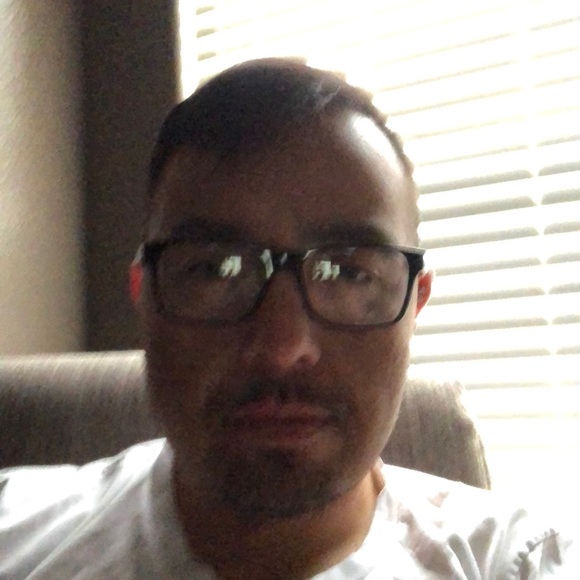 Profile Picture of Brandon Platero (@bplatero) on Poshmark