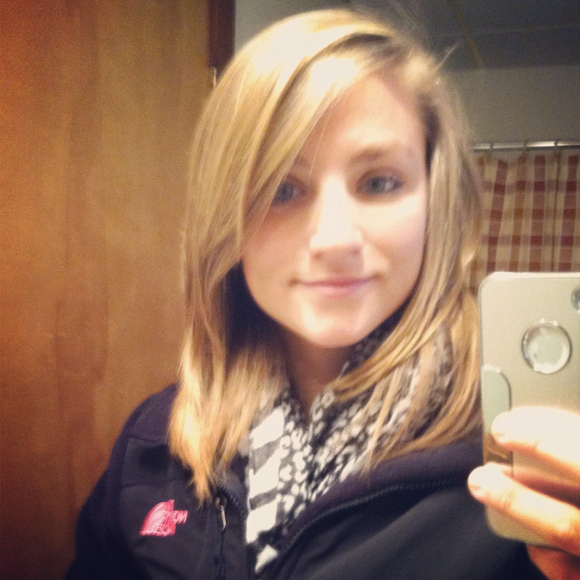 Profile Picture of Amber Kemmerer (@chicky3292) on Poshmark