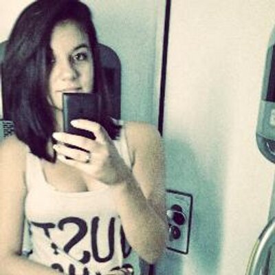 Profile Picture of Barbara Woolf (@@BaahWoolf) on Twitter