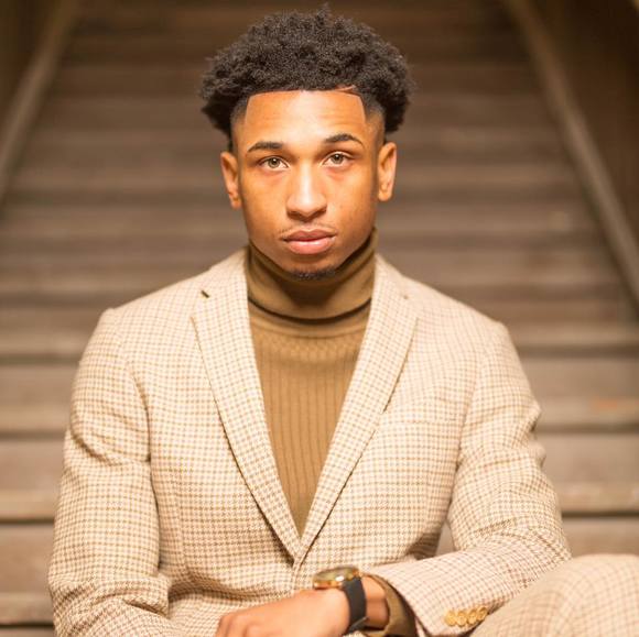 Profile Picture of Christopher Nalls (@cnalls13) on Poshmark