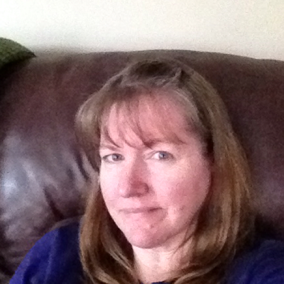 Profile Picture of Debbie Gray (@dlgray66) on Poshmark