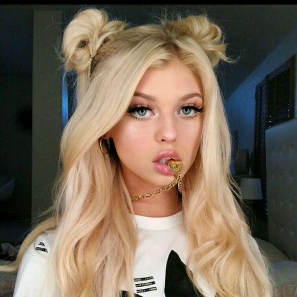 Profile Picture of Loren Gray (@lorengrayangles) on Poshmark