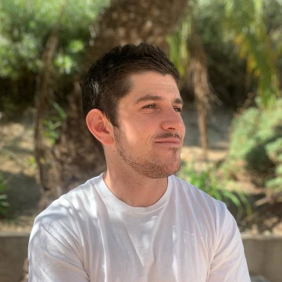 Profile Picture of Nathan Kaufer (@sillyghillie101) on Poshmark