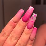 Profile Picture of 𝓃𝒶𝒾𝓁𝓈 𝒷𝓎 𝓈𝓉𝑒𝓇𝓇𝒾𝑒 (@nailsbysterrie) on Instagram