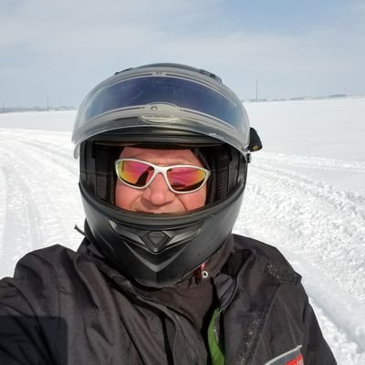 Profile Picture of Vince Neumann (@NeumannVince) on Twitter