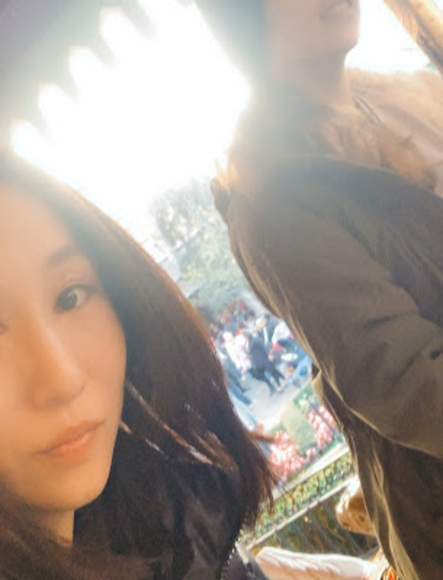 Profile Picture of Mandy Jiang (@mandyjiang151) on Poshmark